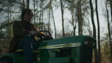 Tondeuse autoportée John Deere utilisée par George Jones (Michael Shannon) dans George & Tammy (S01E04)