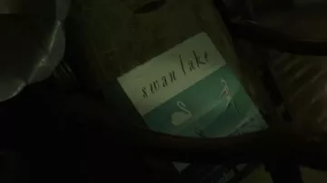 Le Lac des cygnes LP de Tchaïkovski vu dans le film Renfield