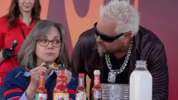 Chaîne en argent portée par Guy Fieri en 80 pour le film Brady