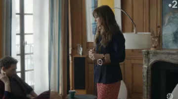 The belted navy blue jacket worn by Florence Chassagne (Éléonore Gosset-Bernheim) in the series The Art of Crime (S06E02)