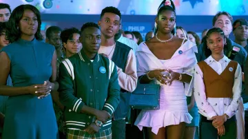 Montre portée par Carlton Banks (Olly Sholotan) dans la garde-robe de la série télévisée Bel-Air (saison 2)