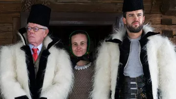 White fur coat worn by Jack Whitehall in Jack Whitehall: Travels with My Father TV series (Season 2 Episode 2)