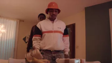 Kangol Bucket Hat porté par Demetrius « Big Meech » Flenory (Demetrius Flenory Jr.) comme on le voit dans BMF (S02E05)