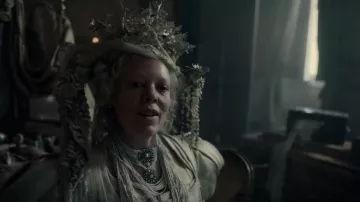 Necklace worn by Miss Havisham (Olivia Colman) in Great Expectations TV series (Season 1)