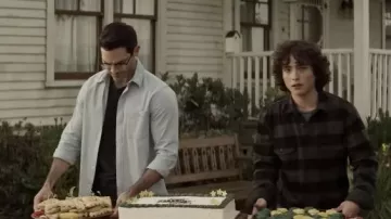 Chemise en flanelle à carreaux portée par Jordan Kent (Alexander Garfin) comme on le voit dans Superman & Lois (saison 3)