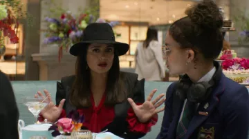 Chapeau Fedora noir porté par Maxandra Mendoza (Salma Hayek) dans Magic Mike’s Last Dance