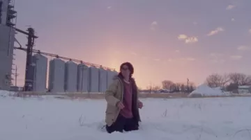 Chaqueta de abrigo Parka usada por Michael (Forrest Goodluck) como se ve en How to Blow Up a Pipeline