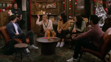 Nike sneakers worn by Sid (Suraj Sharma) as seen in How I Met Your Father (S02E07)
