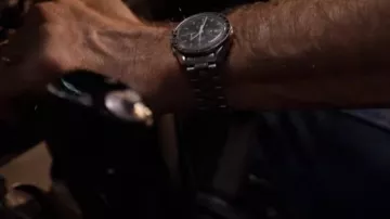 Reloj usado por Doug White (Dennis Quaid) como se ve en On a Wing and a Prayer
