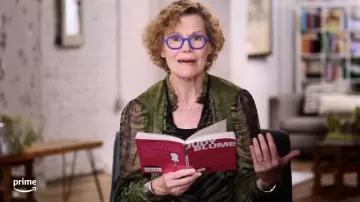 Lunettes violettes portées par Self (Judy Blume) comme on le voit dans le documentaire Judy Blume Forever
