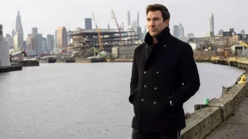 Coat worn by Supervisory Special Agent Remy Scott (Dylan McDermott) as seen in FBI: Most Wanted TV series outfits (Season 4 Episode 15)