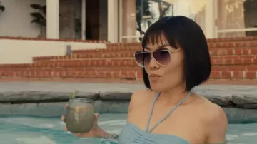 Gafas de sol usadas por Amy Lau (Ali Wong) como se ve en Beef (Temporada 1)