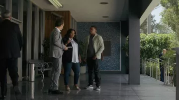 Nike Hi Top Sneakers worn by Markus Knox (Mekhi Phifer) as seen in Truth Be Told (S03E10)