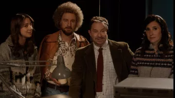 Suéter de lana Deer Print usado por Jenna (Lucy Freyer) como se ve en Paint