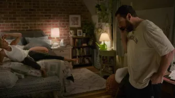 Champions portés par Nick (Adam Sandler) comme on le voit dans le film Murder Mystery 2