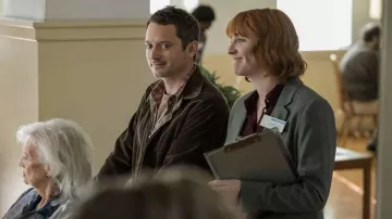 Veste à glissière marron portée par Walter (Elijah Wood) comme on le voit dans les guêpes jaunes (S02E02)