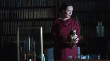 Red dress worn by Special Agent Sonya Falsworth (Olivia Colman) as seen in Secret Invasion (Season 1)