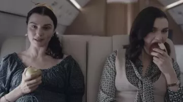 Montre portée par The Mantle Twins (Rachel Weisz) comme on le voit dans Dead Ringers (saison 1)