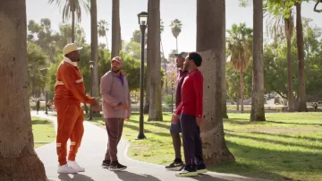 Yellow fluo white and black sneakers worn by Noah Koles (Echo Kellum) as seen in Grand Crew (S02E06)