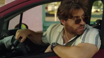 Montre portée par Mike Valentine (Édgar Ramírez) vue dans Florida Man (S01E02)