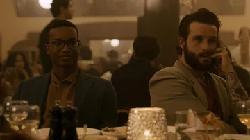 Bague portée par William (Nico Tortorella) vue dans la série télévisée City on Fire (saison 1)