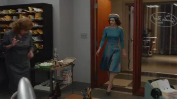 Jupe rayée portée par Miriam 'Midge' Maisel (Rachel Brosnahan) vue dans The Marvelous Mrs. Maisel (S05E04)