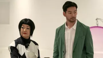 Blazer/traje de George Nakai (Joseph Lee) en BEEF (S01)