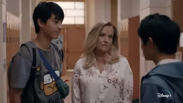 Camiseta robot usada por Wei-Chen (Jimmy Liu) como se ve en American Born Chinese (Temporada 1)