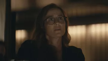 Lunettes portées par Rebecca (Jennifer Ehle) dans Dead Ringers (saison 1, épisode 1)