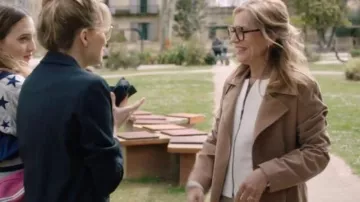Les lunettes de vue portées par Eugénie Rochemont (Sophie Duez) dans la série Ici tout commence
