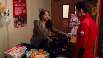 Canada Goose 1/4 Zip Sweater worn by Paxton Hall-Yoshida (Darren Barnet) as seen in Never Have I Ever (S04E04)