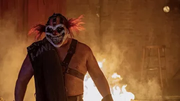 Clown mask worn by Sweet Tooth (Samoa Joe) as seen in Twisted Metal TV series outfits (Season 1)