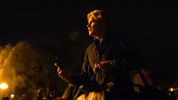 Watch worn by Derek (Timothy Olyphant) as seen in Full Circle TV show (Season 1)