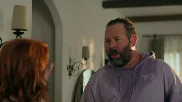Y-3 Purple Hoodie porté par Bert Kreischer comme vu dans le film The Machine