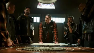 Red Plaid Shirt worn by Ezekiel 'EZ' Reyes (J. D. Pardo) as seen in Mayans M.C. TV series outfits (Season 5 Episode 1)