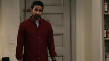 Red shirt worn by Sid (Suraj Sharma) as seen in How I Met Your Father (Season 2 Episode 18)