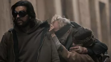 Lunettes utilisées par Sebastián (Mario Casas) vues dans Bird Box Barcelona