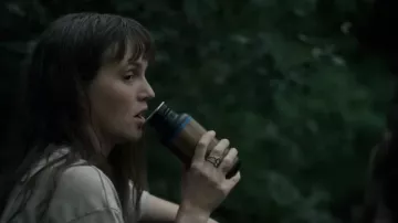 Bague portée par Joey (Leighton Meester) vue dans le film River Wild