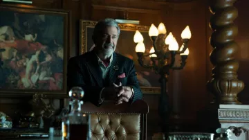 Brooch worn by Cormac (mel Gibson) as seen in The Continental: From the World of John Wick (Season 1)
