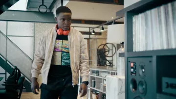 Bomber zip jacket worn by Kai (Jude Cudjoe) in Hijack TV show (S01E05)