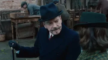 Sombrero usado por Hercule Poirot (Kenneth Branagh) como se ve en la película A Haunting in Venice