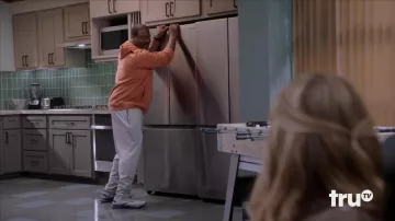 Baskets portées par Granville 'Granny' Smith (Marcus Henderson) vues à Tacoma FD (S04E01)