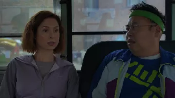Veste Arc’teryx portée par Helen (Ellie Kemper) comme on le voit dans Happiness for Beginners