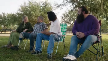 Zapatillas New Balance usadas por Karl Montgomery (Robert Oberst) en The Righteous Gemstones (S03E09)