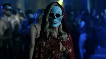Skull mask worn by Verna (Carla Gugino) as seen in The Fall of the House of Usher (Season 1)