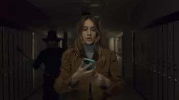 Chaqueta usada por Jessica (Nell Verlaque) como se ve en la película de Acción de Gracias