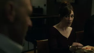 Collar usado por Wendy Rhoades (Maggie Siff) en el programa de televisión Billions (T07E06)