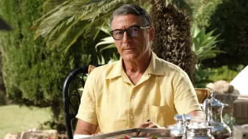 Eyeglasses worn by Cary Grant (Jason Isaacs) as seen in Archie TV show (Season 1)