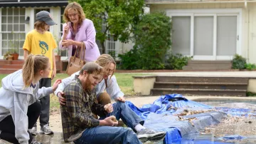 Plaid shirt worn by Ray Waller (Wyatt Russell) as seen in Night Swim movie outfits