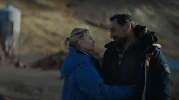 The Helly Hansen parka coat worn by Ben (Gilles Lellouche) in the movie Suddenly Alone